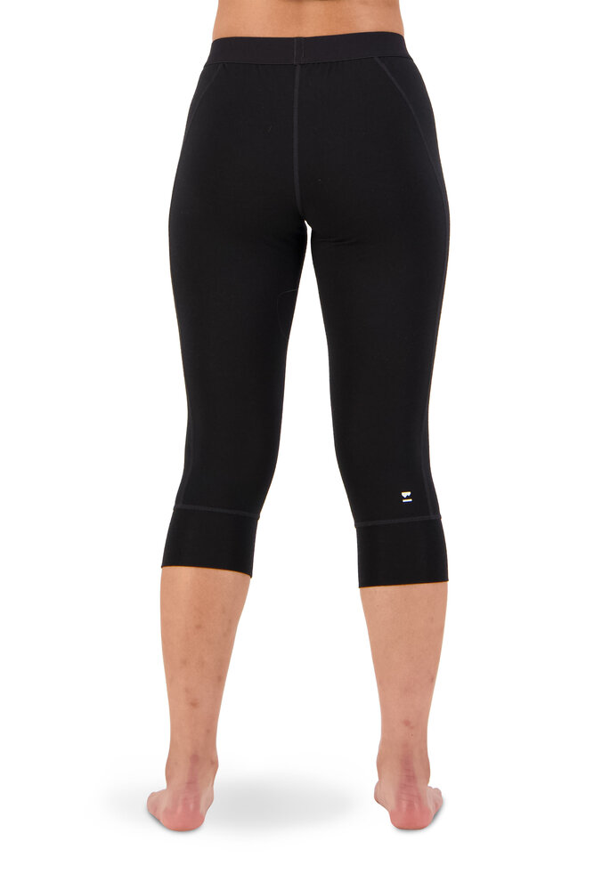 Mons Royale Women’S Cascade Merino Base Layer 3/4 Legging - Black Mons Royale Women’S Cascade Merino Base Layer 3/4 Legging - Black