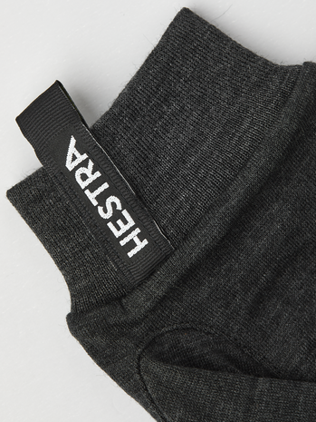 Hestra Merino Wool Liner Active 5 Finger - Charcoal Hestra Merino Wool Liner Active 5 Finger - Charcoal