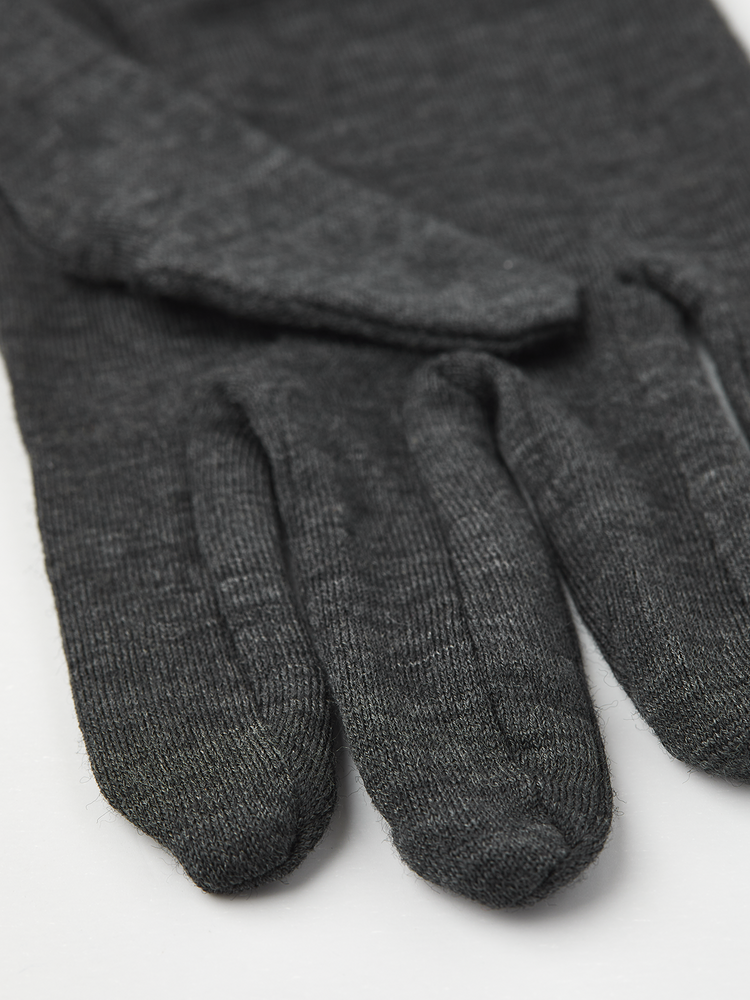 Hestra Merino Wool Liner Active 5 Finger - Charcoal Hestra Merino Wool Liner Active 5 Finger - Charcoal