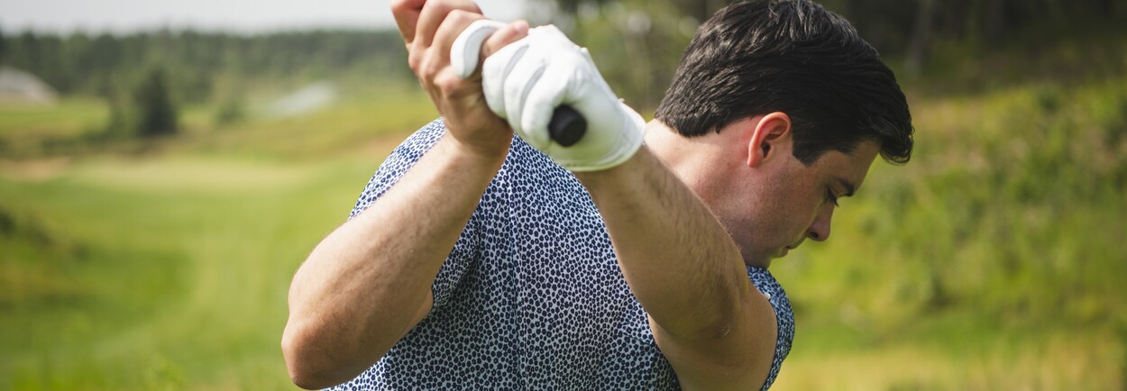 Blog: Heren Golfkleding van Kjus: Ontdek de perfecte stijl voor op de Green.
