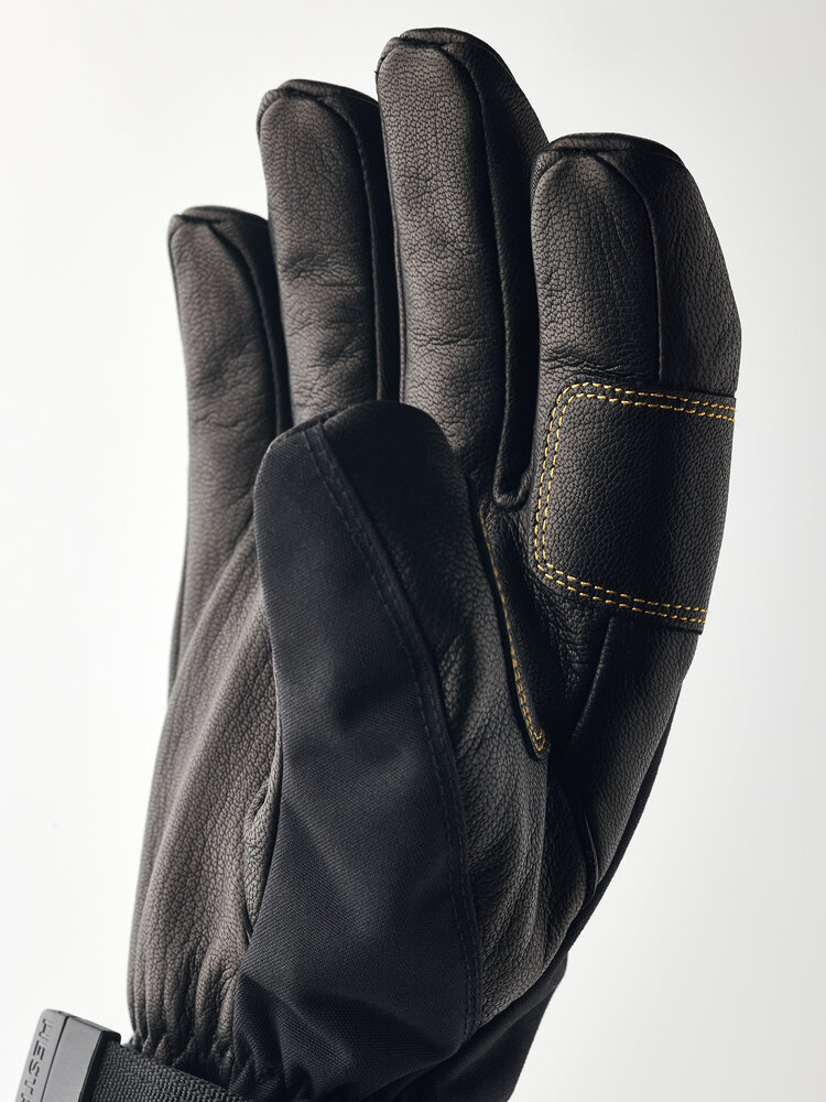 Hestra Army Leather Gore-Tex 5 Finger – Black/Black Hestra Army Leather Gore-Tex 5 Finger – Black/Black
