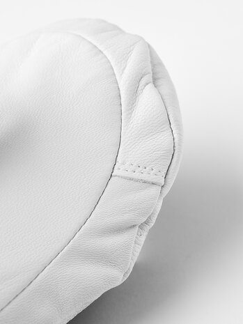 Hestra Heli Ski Female Mitt - Black/Offwhite Hestra Heli Ski Female Mitt - Black/Offwhite