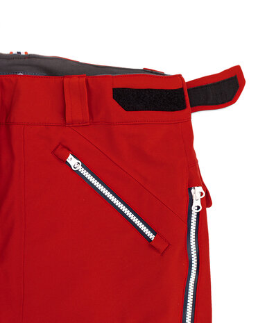 Amundsen Peak Panther – Red
