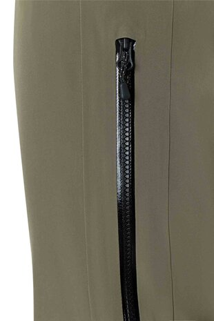 Bogner Fire + Ice Nic-T - Grape Leaf Bogner Fire + Ice Nic-T - Grape Leaf