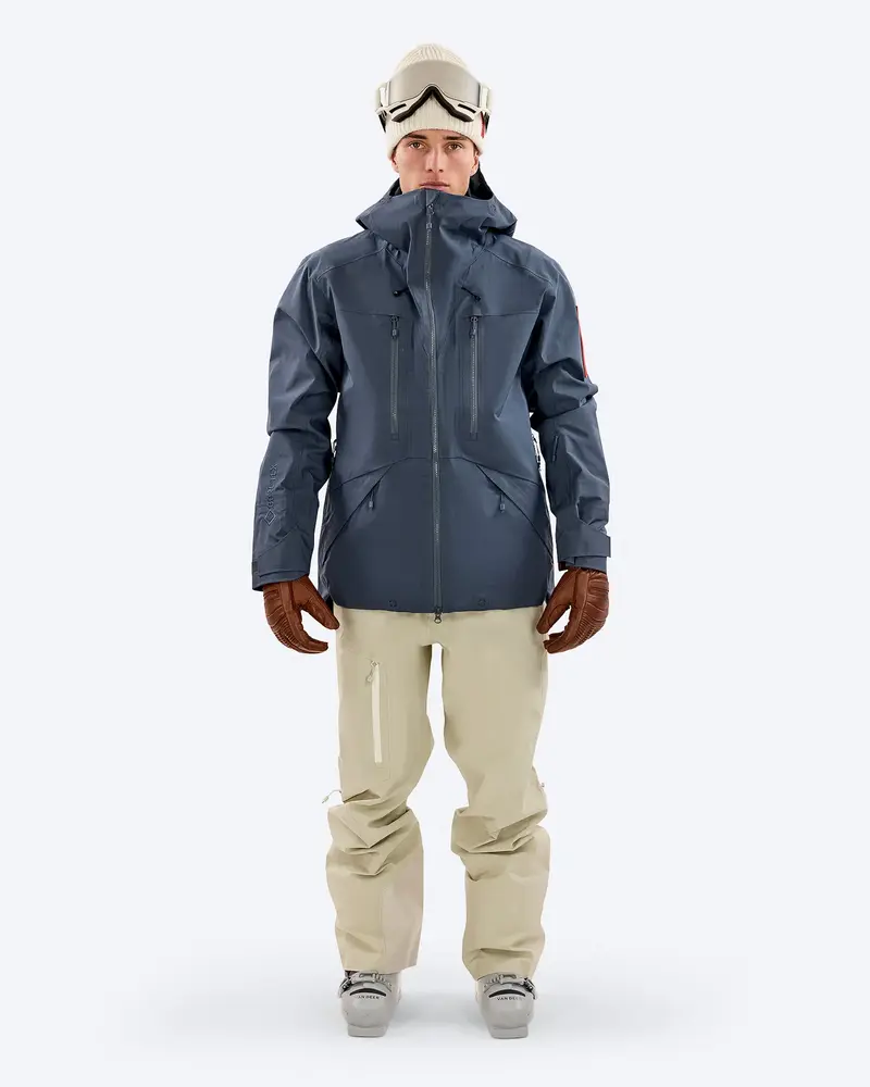 The Mountain Studio Z-2 EPE Gore-Tex Epe 3L Shell Jacket The Mountain Studio Z-2 EPE Gore-Tex Epe 3L Shell Jacket