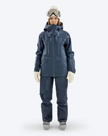 The Mountain Studio Z-2 EPE Gore-Tex Epe 3L Shell Jacket The Mountain Studio Z-2 EPE Gore-Tex Epe 3L Shell Jacket