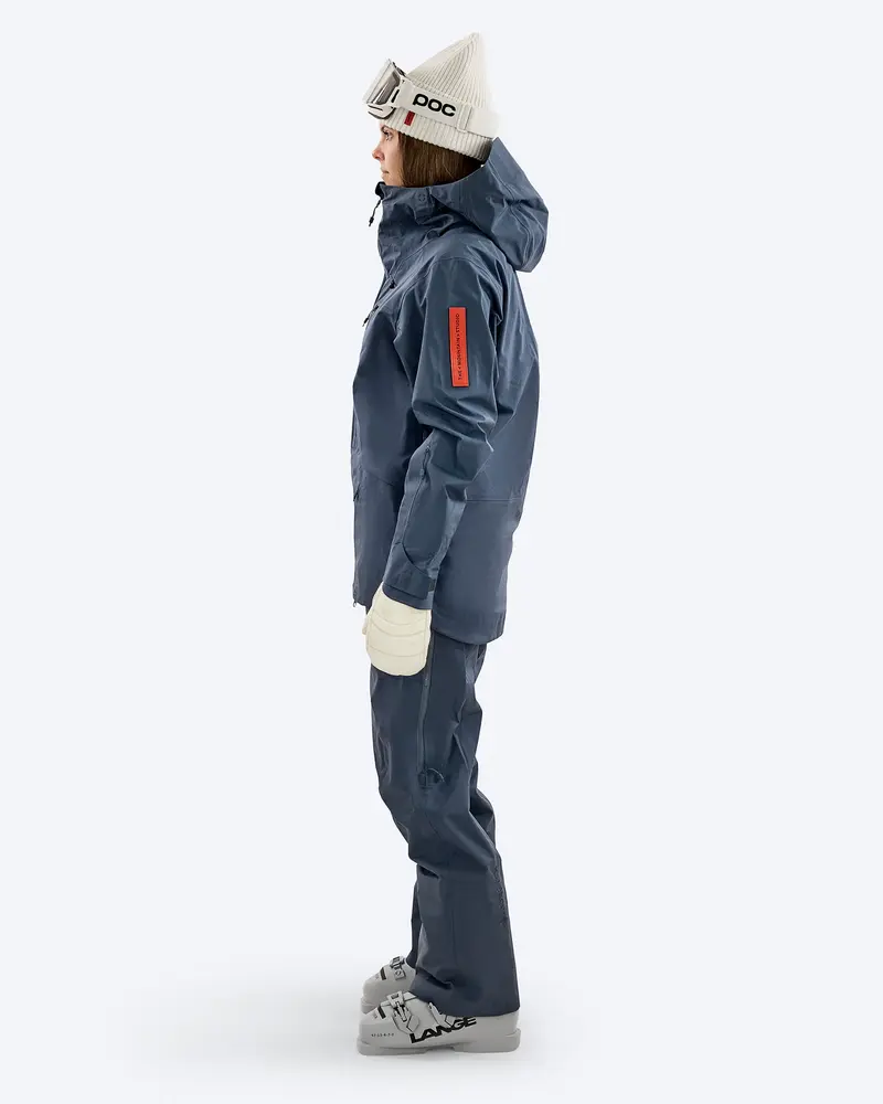 The Mountain Studio Z-2 EPE Gore-Tex Epe 3L Shell Jacket The Mountain Studio Z-2 EPE Gore-Tex Epe 3L Shell Jacket