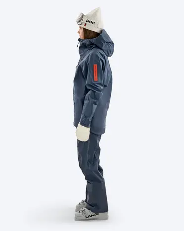 The Mountain Studio Z-2 EPE Gore-Tex Epe 3L Shell Jacket The Mountain Studio Z-2 EPE Gore-Tex Epe 3L Shell Jacket