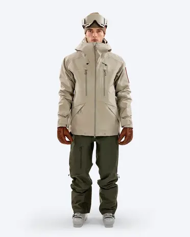 The Mountain Studio Z-2 Epe Gore-Tex Epe 3L Shell Jacket - Seneca Rock