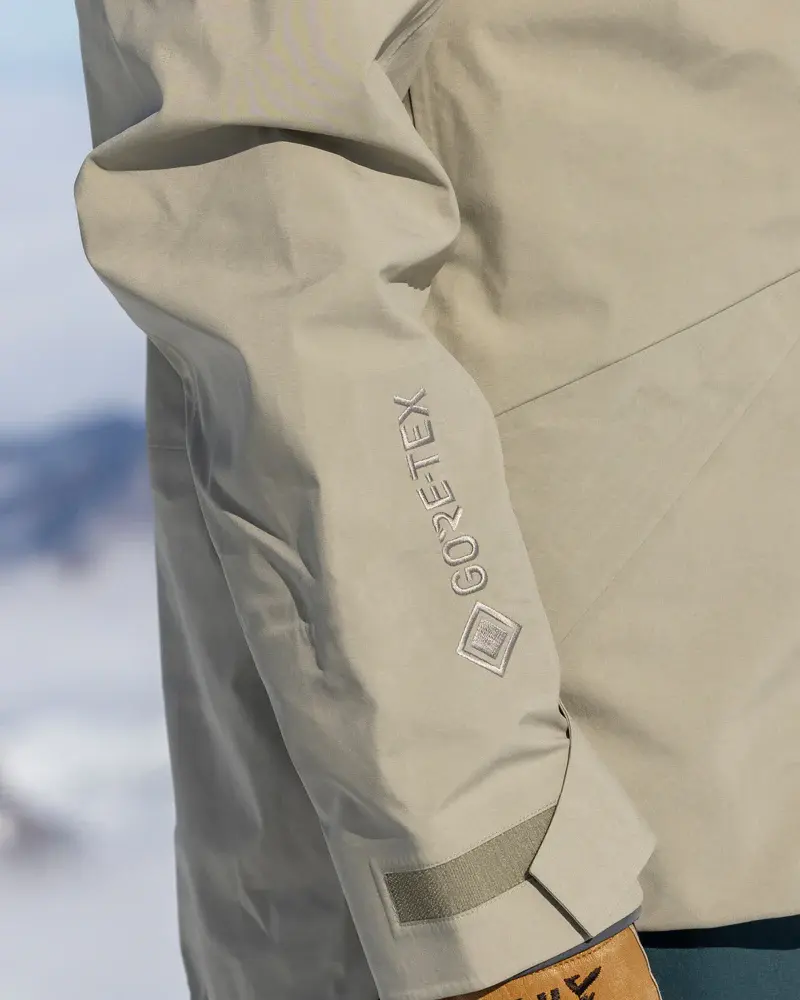 The Mountain Studio Z-2 Epe Gore-Tex Epe 3L Shell Jacket - Seneca Rock