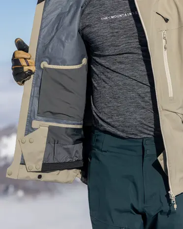 The Mountain Studio Z-2 Epe Gore-Tex Epe 3L Shell Jacket - Seneca Rock