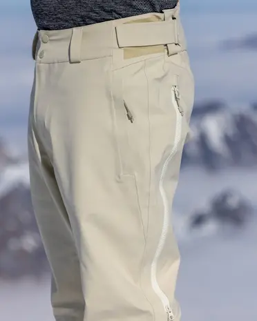 The Mountain Studio Y-3 3L Rugged Ripstop Shell Pants The Mountain Studio Y-3 3L Rugged Ripstop Shell Pants
