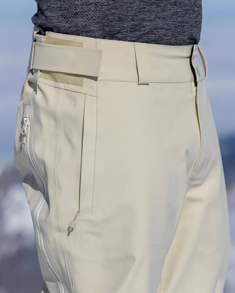 The Mountain Studio Y-3 3L Rugged Ripstop Shell Pants The Mountain Studio Y-3 3L Rugged Ripstop Shell Pants