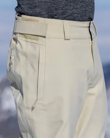 The Mountain Studio Y-3 3L Rugged Ripstop Shell Pants The Mountain Studio Y-3 3L Rugged Ripstop Shell Pants