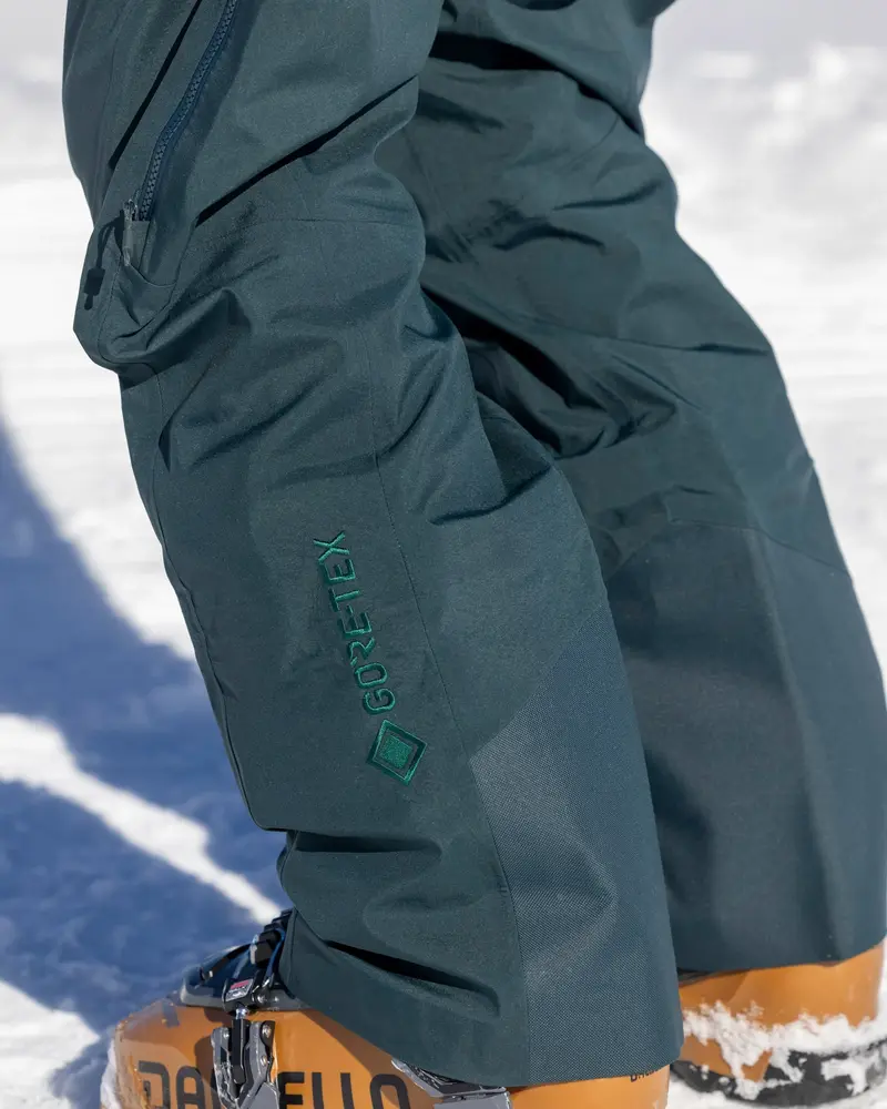 The Mountain Studio Y-1 EPE Gore-Tex Epe 3L Shell Pants