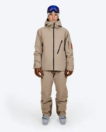 The Mountain Studio P-3 Carv Insulated Stretch Pant The Mountain Studio P-3 Carv Insulated Stretch Pant