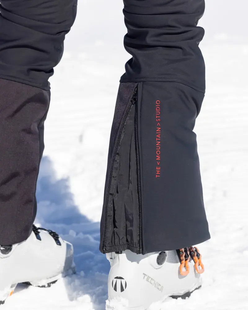 The Mountain Studio P-4 W 2L Stretch Ski Pants - Sky Captain The Mountain Studio P-4 W 2L Stretch Ski Pants - Sky Captain