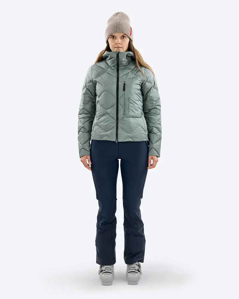 The Mountain Studio D-9 W Ul Ultralight Down Hood Jacket - Balsam Green The Mountain Studio D-9 W Ul Ultralight Down Hood Jacket - Balsam Green