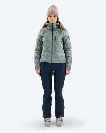 The Mountain Studio D-9 W Ul Ultralight Down Hood Jacket - Balsam Green The Mountain Studio D-9 W Ul Ultralight Down Hood Jacket - Balsam Green