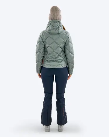 The Mountain Studio D-9 W Ul Ultralight Down Hood Jacket - Balsam Green The Mountain Studio D-9 W Ul Ultralight Down Hood Jacket - Balsam Green