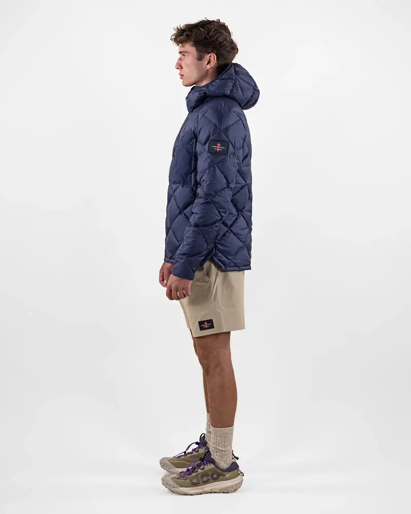 The Mountain Studio D-7 UL Ultralight Down Hood Jacket The Mountain Studio D-7 UL Ultralight Down Hood Jacket
