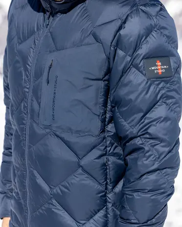The Mountain Studio D-7 UL Ultralight Down Hood Jacket