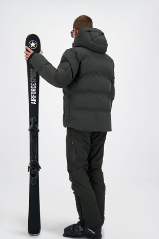 Airforce Copper Mountain – Beluga Airforce Copper Mountain – Beluga