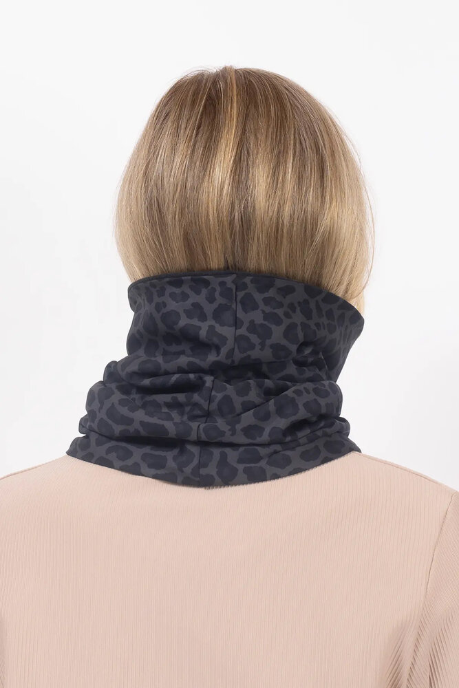 Eivy Colder Neckwarmer - Black Leopard Eivy Colder Neckwarmer - Black Leopard