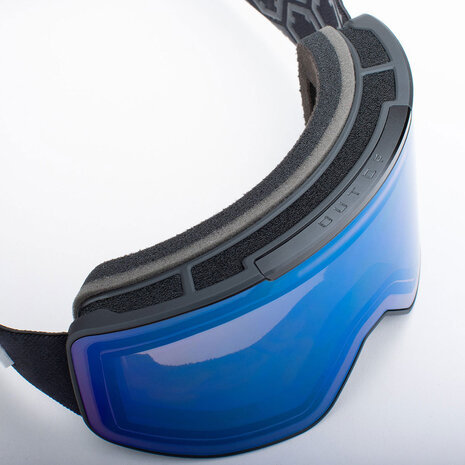 Out Of Electra 3 Black - Irid Blue Out Of Electra 3 Black - Irid Blue