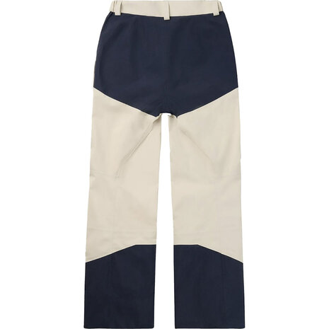 Amundsen Mountain Airy Shell Pants– Oatmeal Amundsen Mountain Airy Shell Pants– Oatmeal