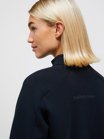 Peak Performance Sportstech Half Zip - Black