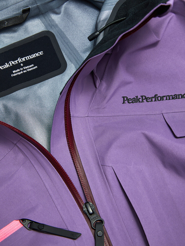 Peak Performance Alpine Gore-Tex 3L Jacket - Montana Grape Peak Performance Alpine Gore-Tex 3L Jacket - Montana Grape