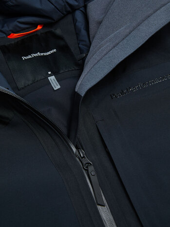 Peak Performance Whitelight Insulated Jacket - Black Peak Performance Whitelight Insulated Jacket - Black