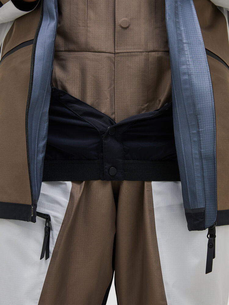 Peak Performance Vertical Gore-Tex Pro Jacket - Offblack-Terra Peak Performance Vertical Gore-Tex Pro Jacket - Offblack-Terra