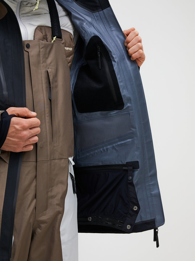 Peak Performance Vertical Gore-Tex Pro Jacket - Offblack-Terra Peak Performance Vertical Gore-Tex Pro Jacket - Offblack-Terra