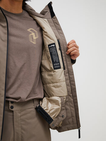 Peak Performance Maroon Insulated Jacket - Terrain Tan Peak Performance Maroon Insulated Jacket - Terrain Tan