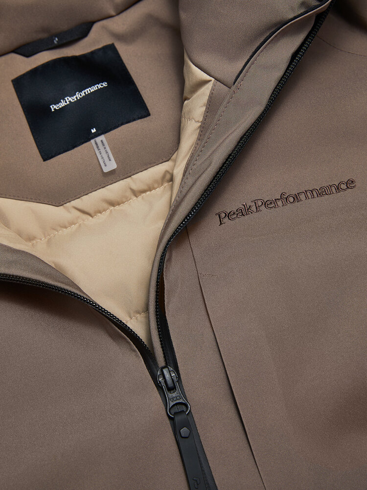 Peak Performance Maroon Insulated Jacket - Terrain Tan Peak Performance Maroon Insulated Jacket - Terrain Tan