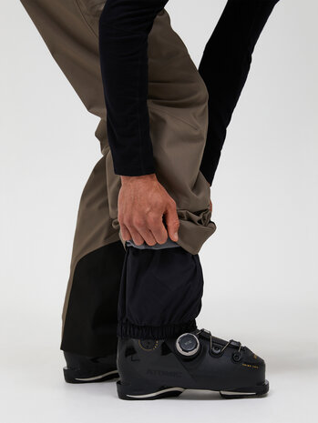 Peak Performance Maroon 3L Pants - Terrain Tan Peak Performance Maroon 3L Pants - Terrain Tan