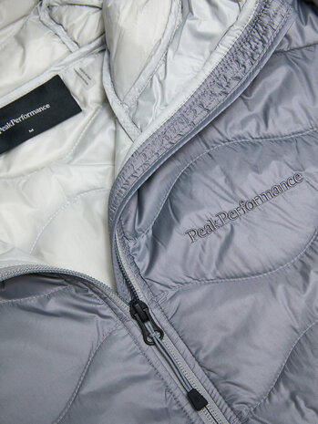 Peak Performance Helium Down Hood Jacket - Lt Grey-Antarc Peak Performance Helium Down Hood Jacket - Lt Grey-Antarc