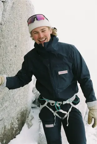 Amundsen Mountain Airy Shell Jacket - Anthracite Navy Amundsen Mountain Airy Shell Jacket - Anthracite Navy