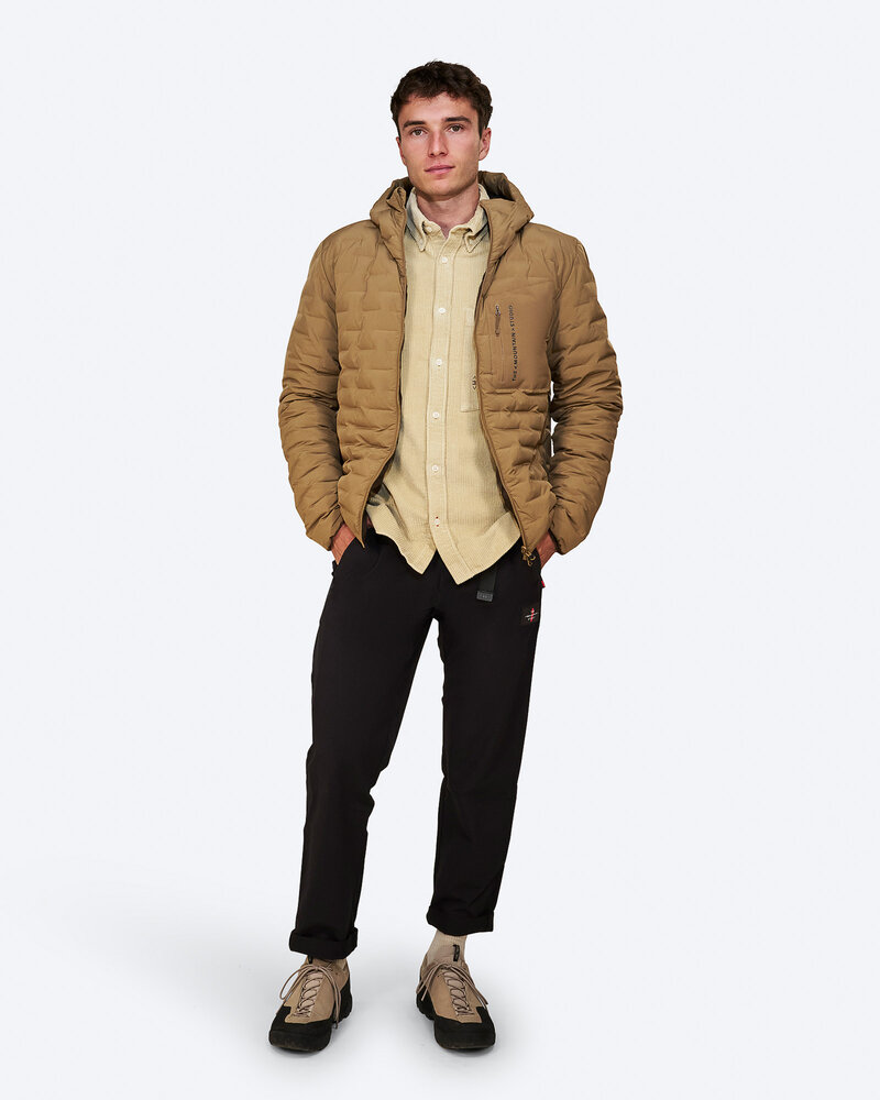 The Mountain Studio D-3 Rl Reversible Light Down Jacket - Otter- Delicioso Brown The Mountain Studio D-3 Rl Reversible Light Down Jacket - Otter- Delicioso Brown