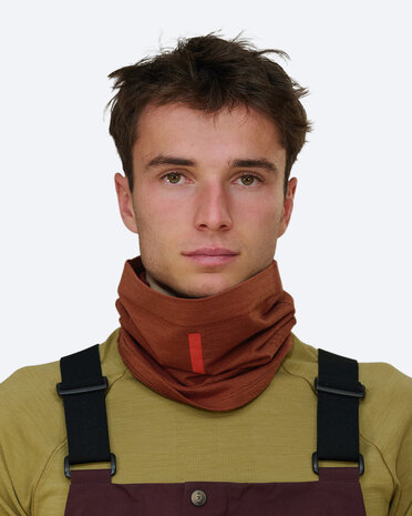 The Mountain Studio W-21 Merino Seamless Neck Gaitor - Smoked Paprika