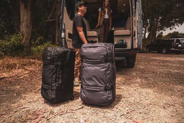 Dakine Split Roller Bag 85L - Black Dakine Split Roller Bag 85L - Black