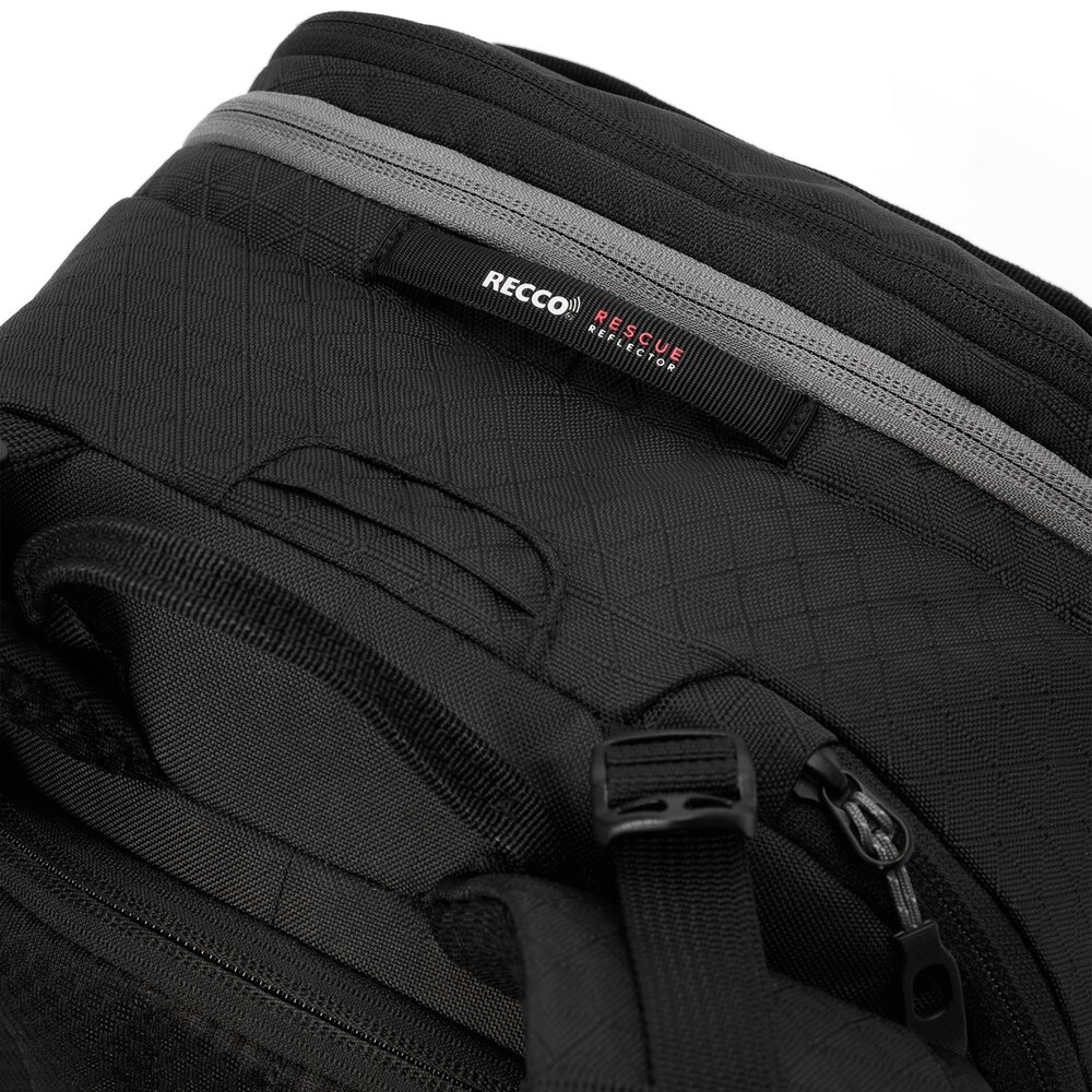Dakine Heli 2.0 Pro Backpack 26L - Black White Dakine Heli 2.0 Pro Backpack 26L - Black White