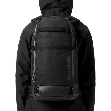 Dakine Heli 2.0 Pro Backpack 26L - Black White Dakine Heli 2.0 Pro Backpack 26L - Black White