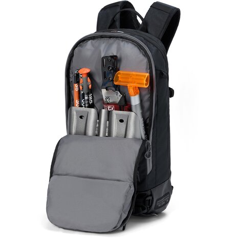 Dakine Heli 2.0 Pro Backpack 20L - Black White Dakine Heli 2.0 Pro Backpack 20L - Black White