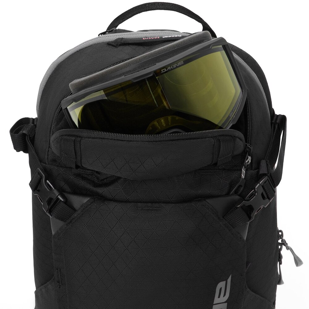 Dakine Heli 2.0 Backpack 12L - Black White Dakine Heli 2.0 Backpack 12L - Black White