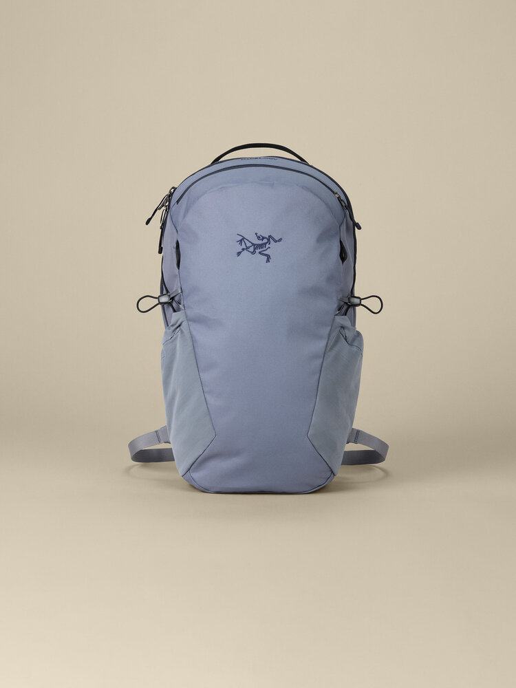 Arc'Teryx Mantis 16 Backpack - Stratus / Blk Sapphire Arc'Teryx Mantis 16 Backpack - Stratus / Blk Sapphire