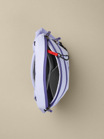 Arc'Teryx Mantis 1 Waist Pack - Kasumi / Blurple Arc'Teryx Mantis 1 Waist Pack - Kasumi / Blurple