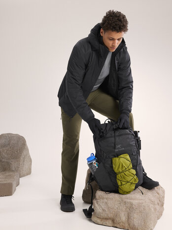 Arc'Teryx Atom SV Hoody - Black Arc'Teryx Atom SV Hoody - Black
